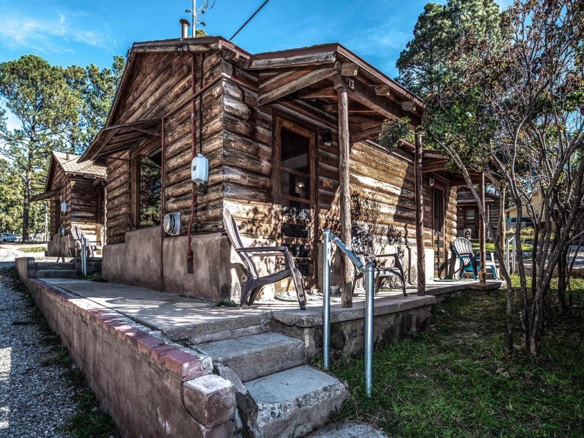 Apache Village Cabinette 13, Queen Bed, Midtown, Sleeps 2 Ruidoso Buitenkant foto