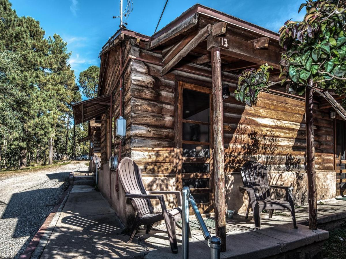 Apache Village Cabinette 13, Queen Bed, Midtown, Sleeps 2 Ruidoso Buitenkant foto